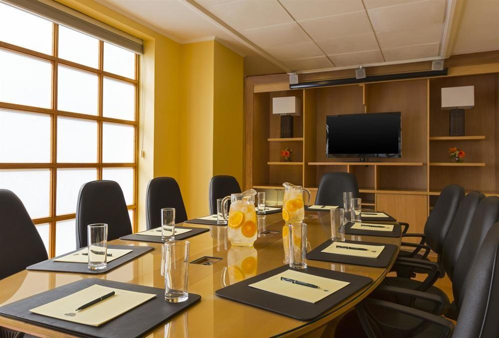 Four Points By Sheraton Santiago Exterior photo
