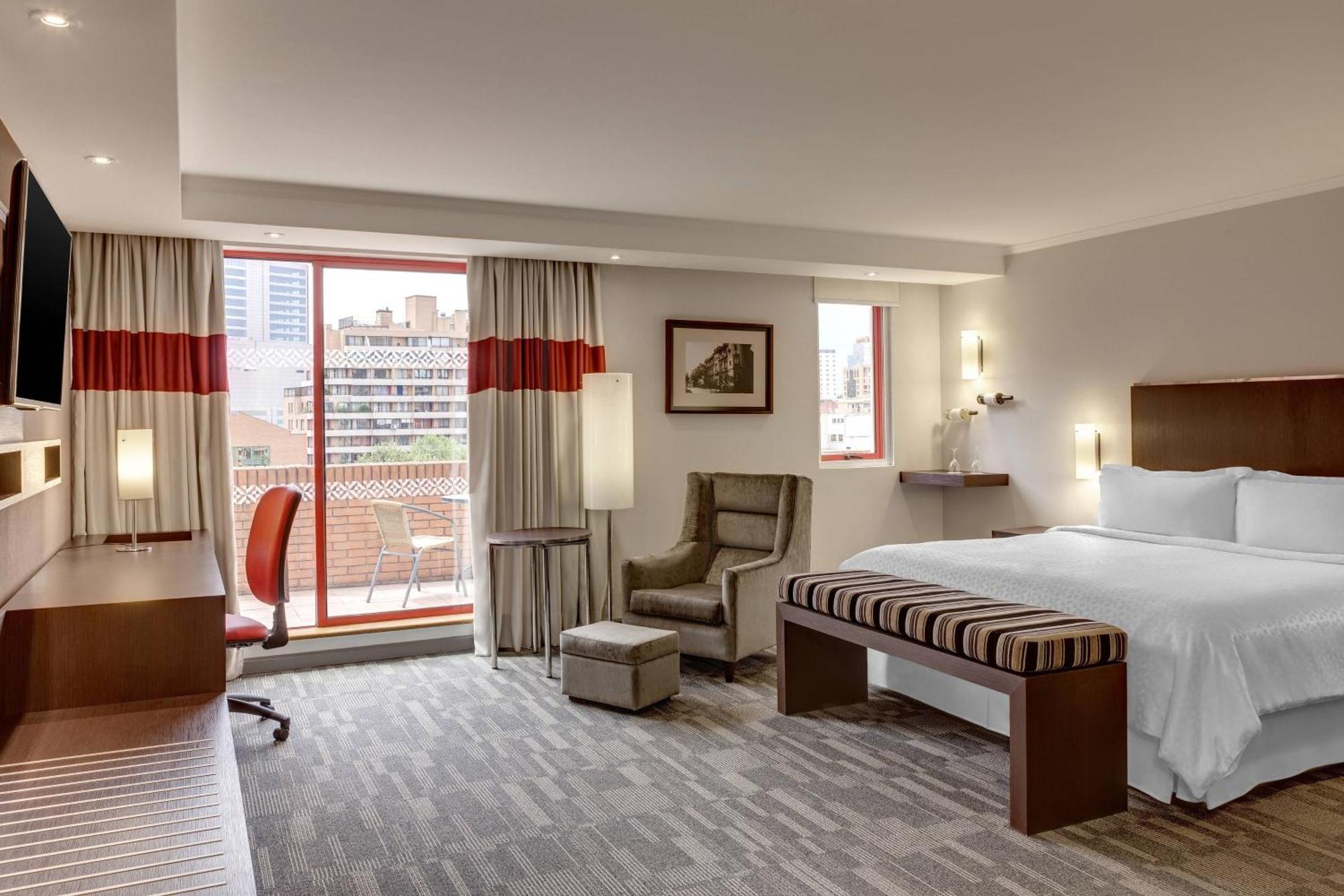 Four Points By Sheraton Santiago Exterior photo