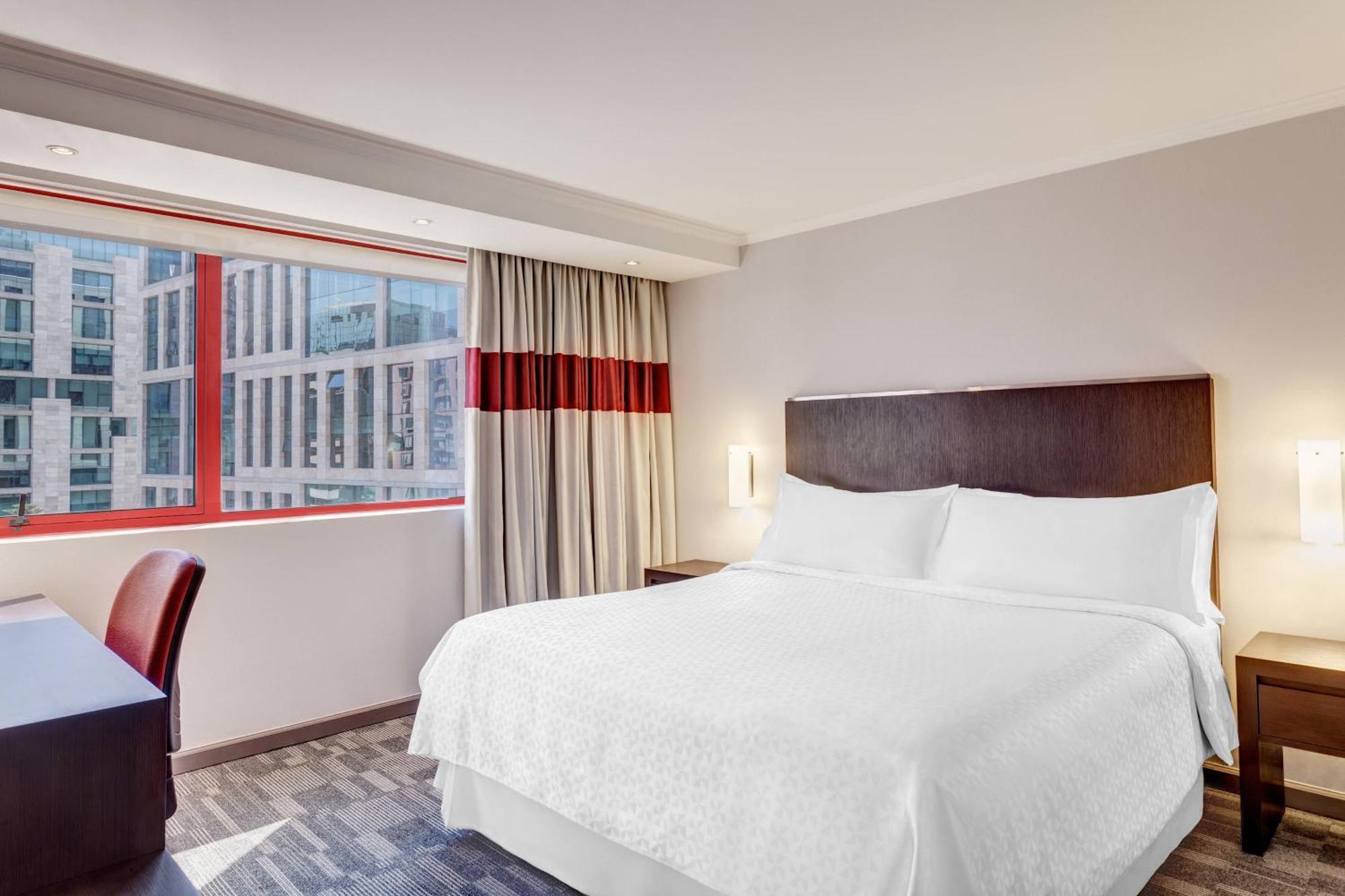 Four Points By Sheraton Santiago Exterior photo