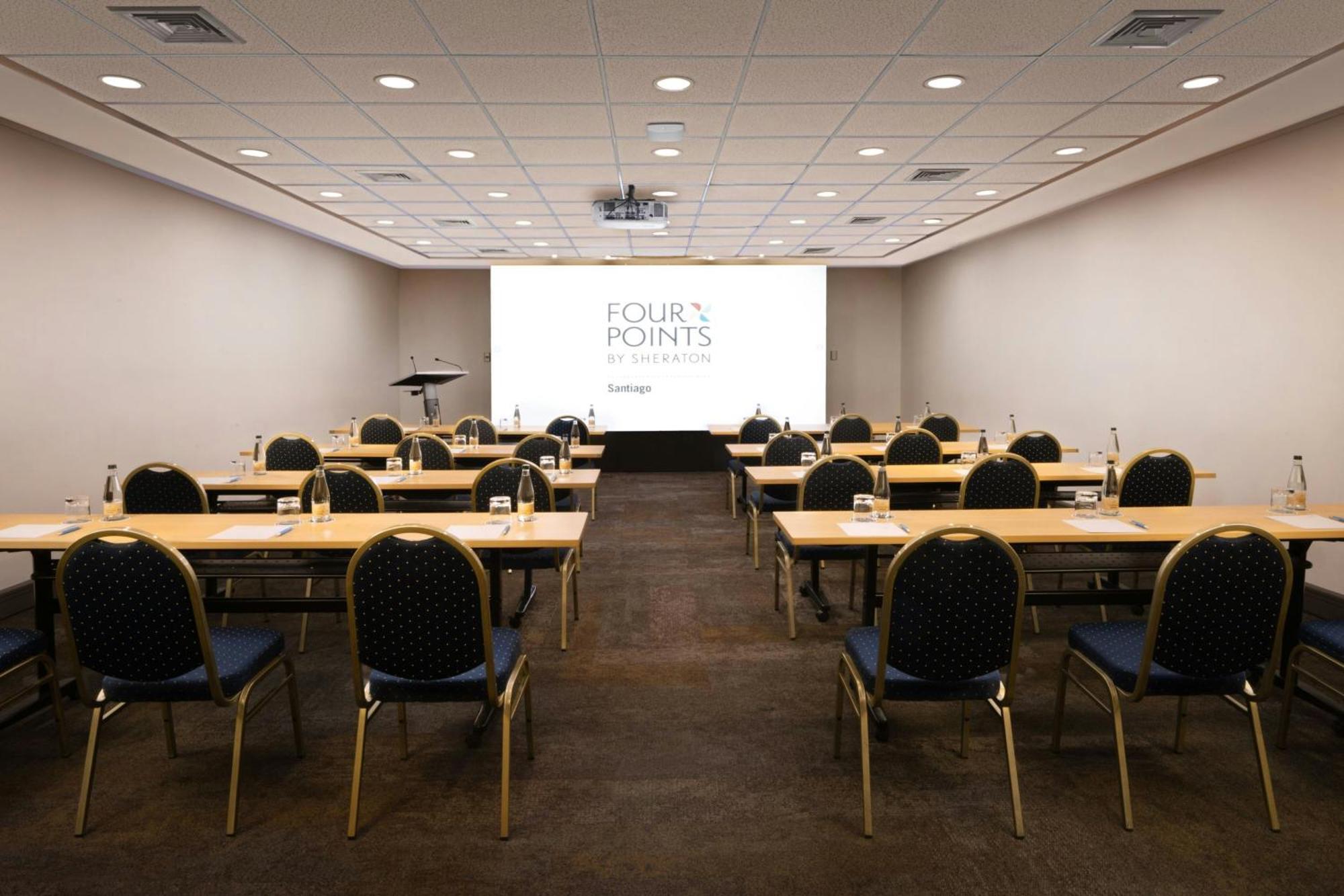 Four Points By Sheraton Santiago Exterior photo
